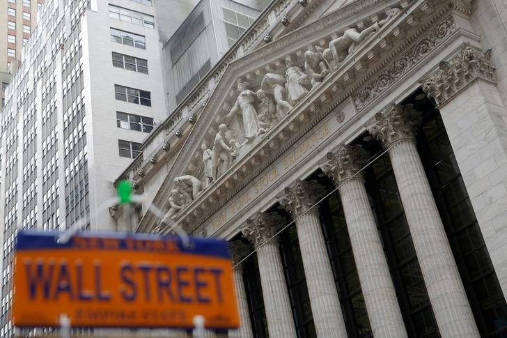 Фондовые индексы США закрылись падением, Dow Jones снизился на 1,19%