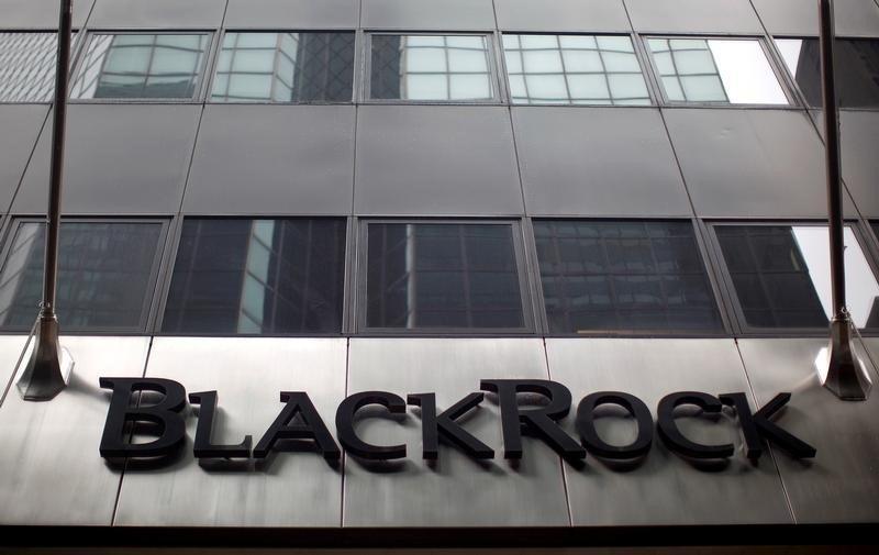 BlackRock предупреждает о дефолтах по долгам США