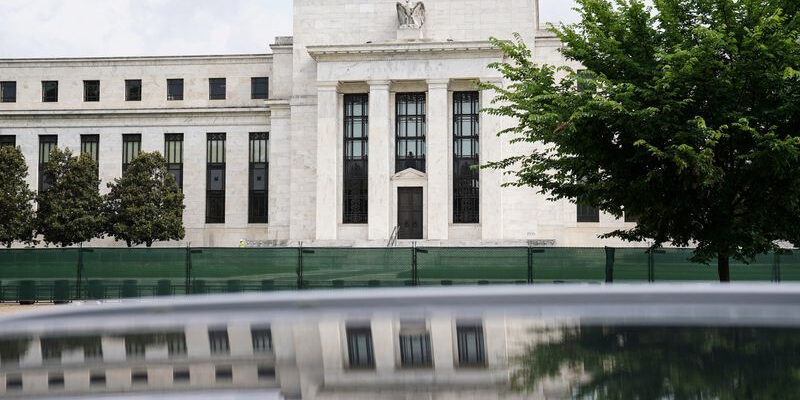 ФРС США сохраняет ключевую ставку на уровне 5,5%