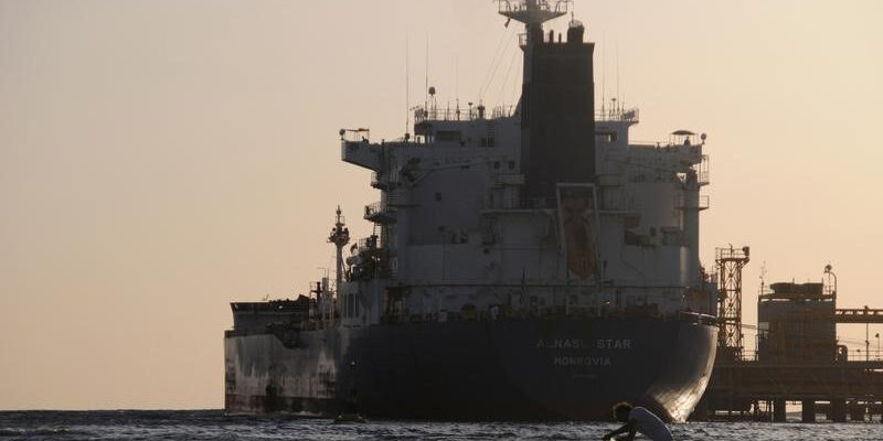 Bloomberg: Россия сократила поставки нефти в Балтийском море