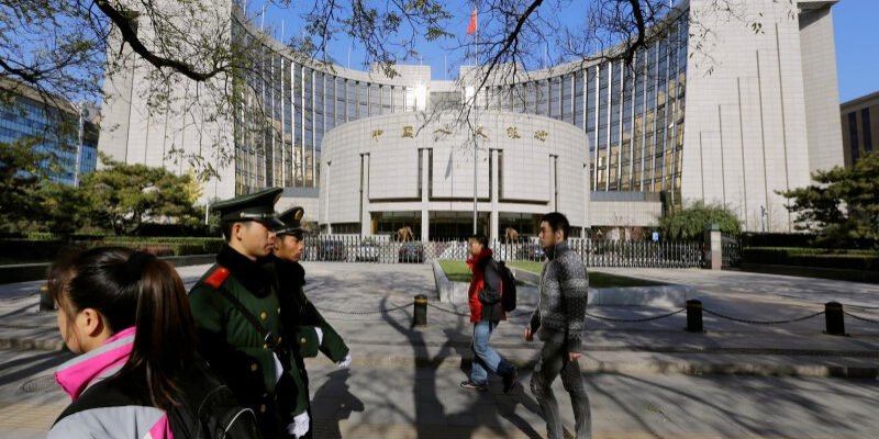Китай не намерен снижать ставку, пока юань не стабилизируется