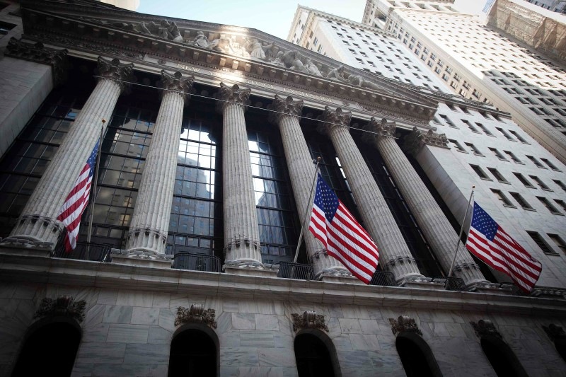 Фондовый рынок США упал, промышленный индекс Dow Jones упал на 0,71%