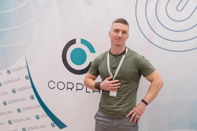 ИТ-бизнес без программирования: как платформа Corplan помогает зарабатывать деньги с помощью аналитических продуктов