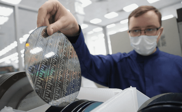 День 1372: Минпромторг начнёт компенсировать производителям электроники до 30% от стоимости приобретаемого отечественного оборудования