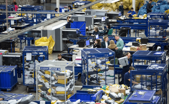 День 1511: ритейлеры попросили с 2027 года установить НДС в 22% на онлайн-заказы из-за рубежа